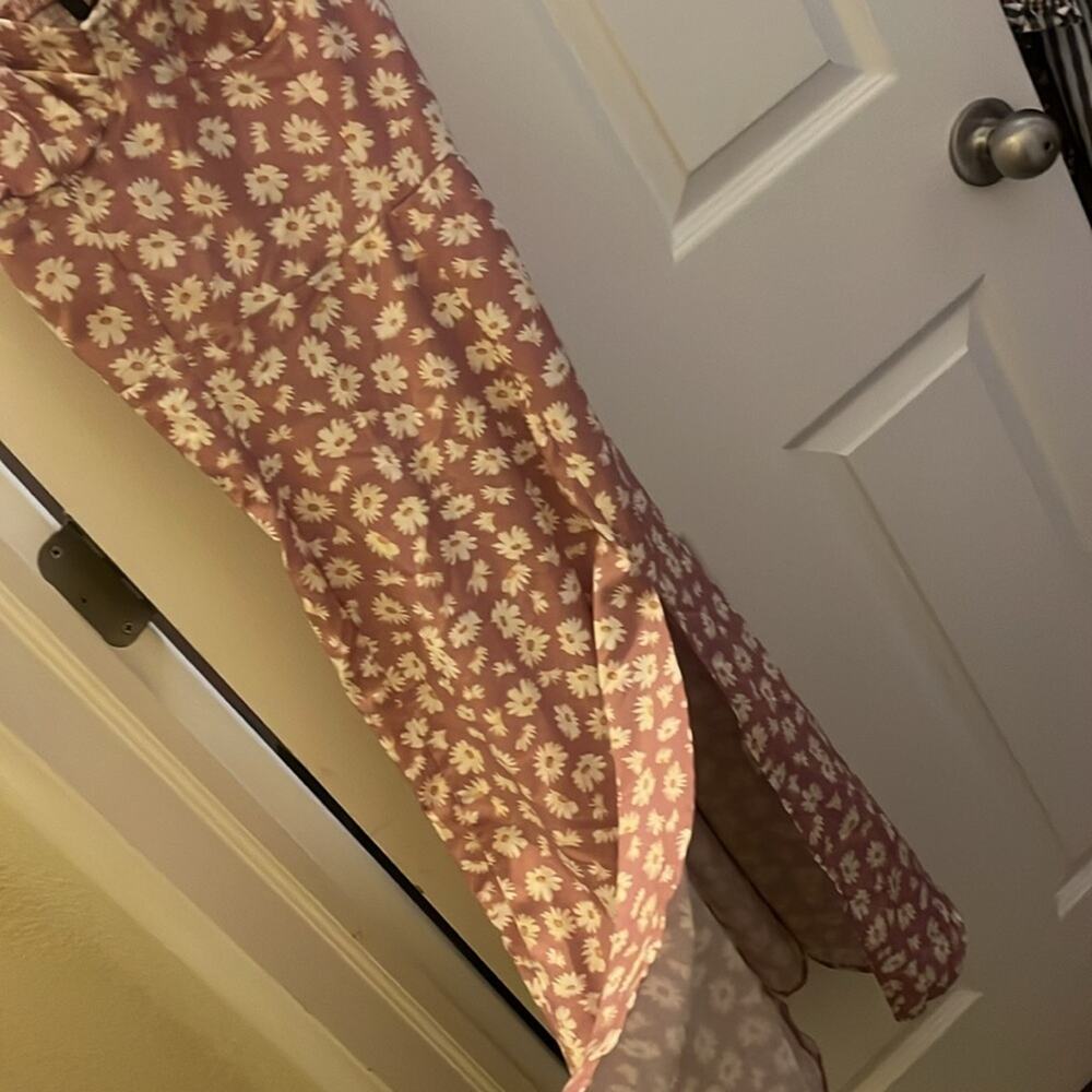 🌼 264. Shein Ditsy Floral Split Thigh Cami Dress Size XS - Picture 4 of 4